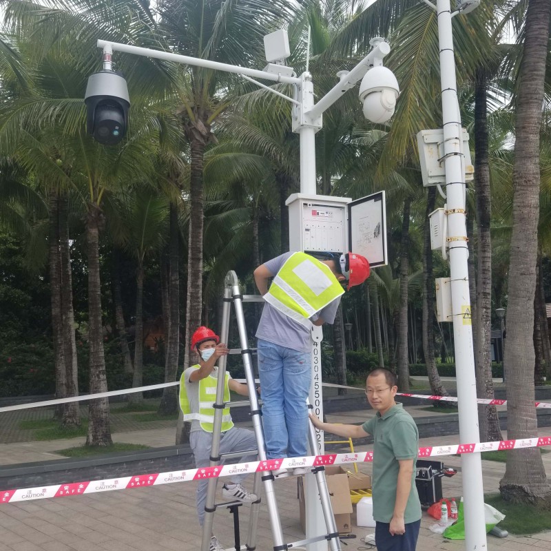 Lanbras Smart City Pole-02.jpg